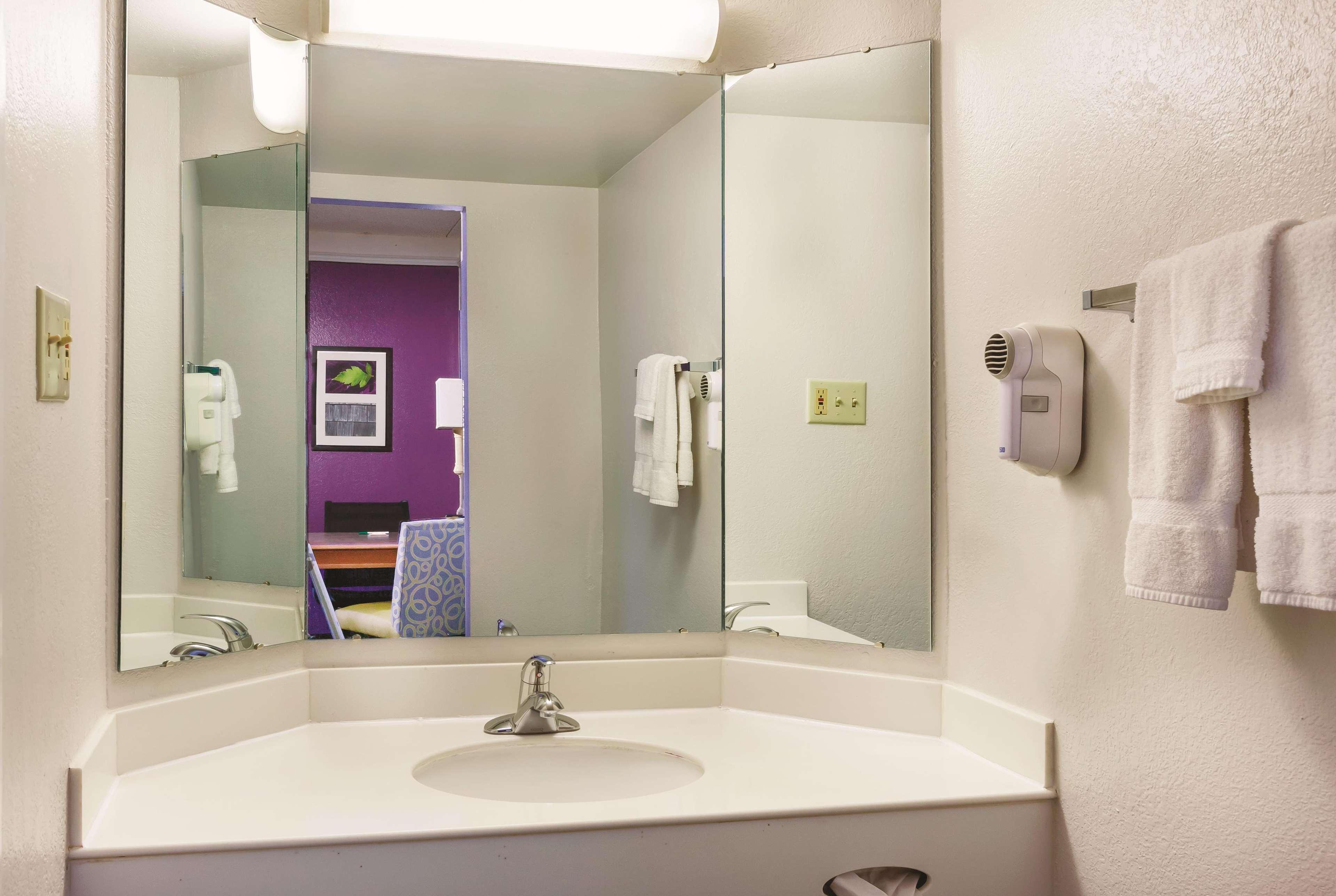 Travelodge By Wyndham Houston Cy-Fair Cypress Eksteriør bilde