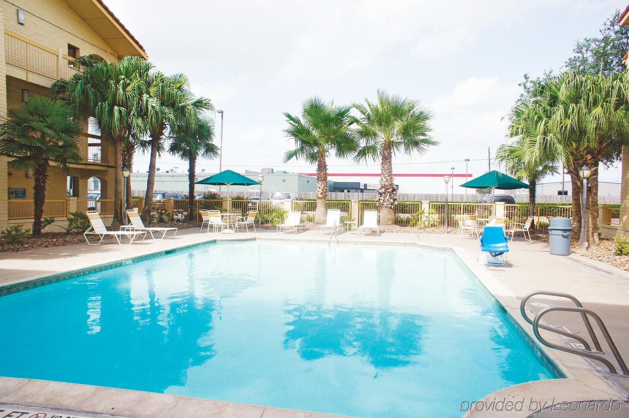 Travelodge By Wyndham Houston Cy-Fair Cypress Eksteriør bilde